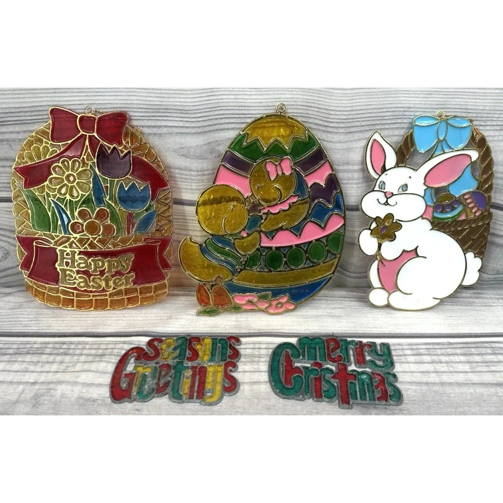 VINTAGE CHRISTMAS STAINED GLASS / EASTER PLASTIC STAINED‎ GLASS LOOK SUNCATCHERS